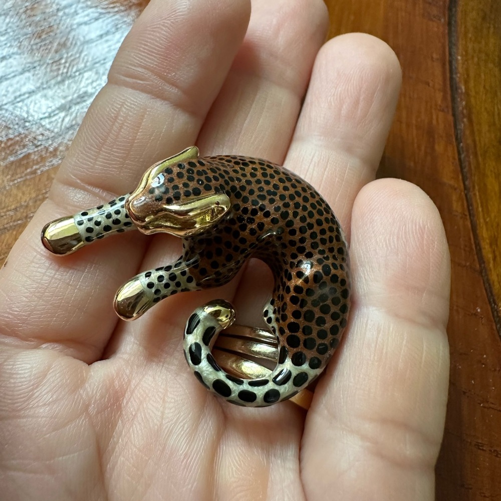 SLC 14 gold with enamel Leopard charm